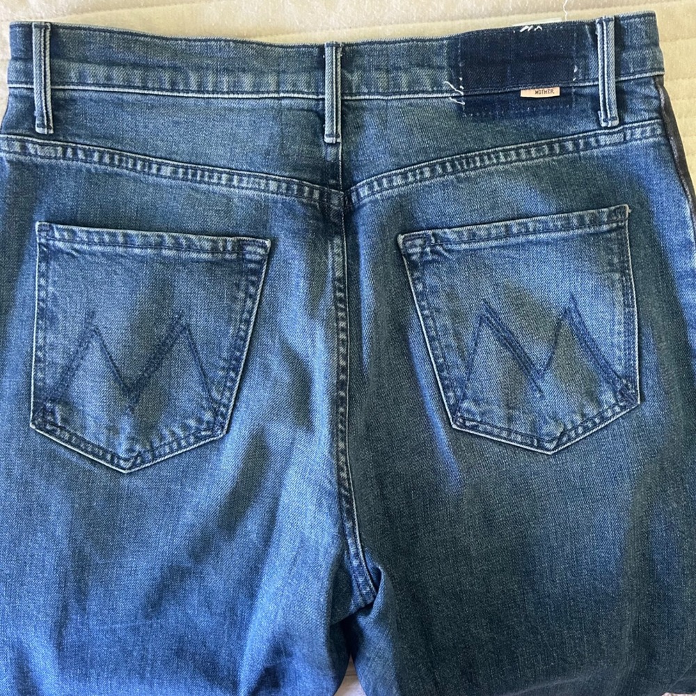 MOTHER Two-Tone Blue Cropped Wide Leg Jeans - Picture 9 of 11